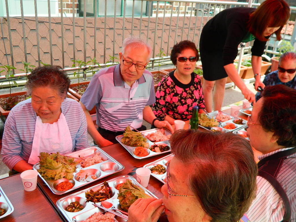 단기보호 어버이날 행사 썸네일