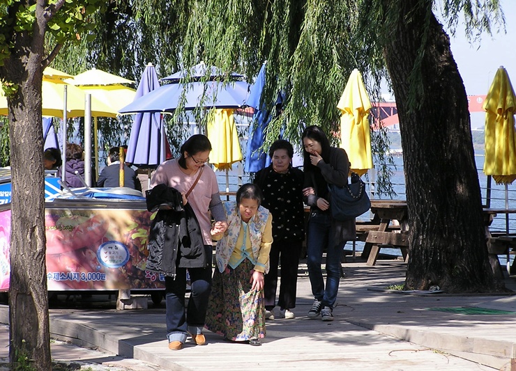 재가어르신 제10차 야외나들이 썸네일