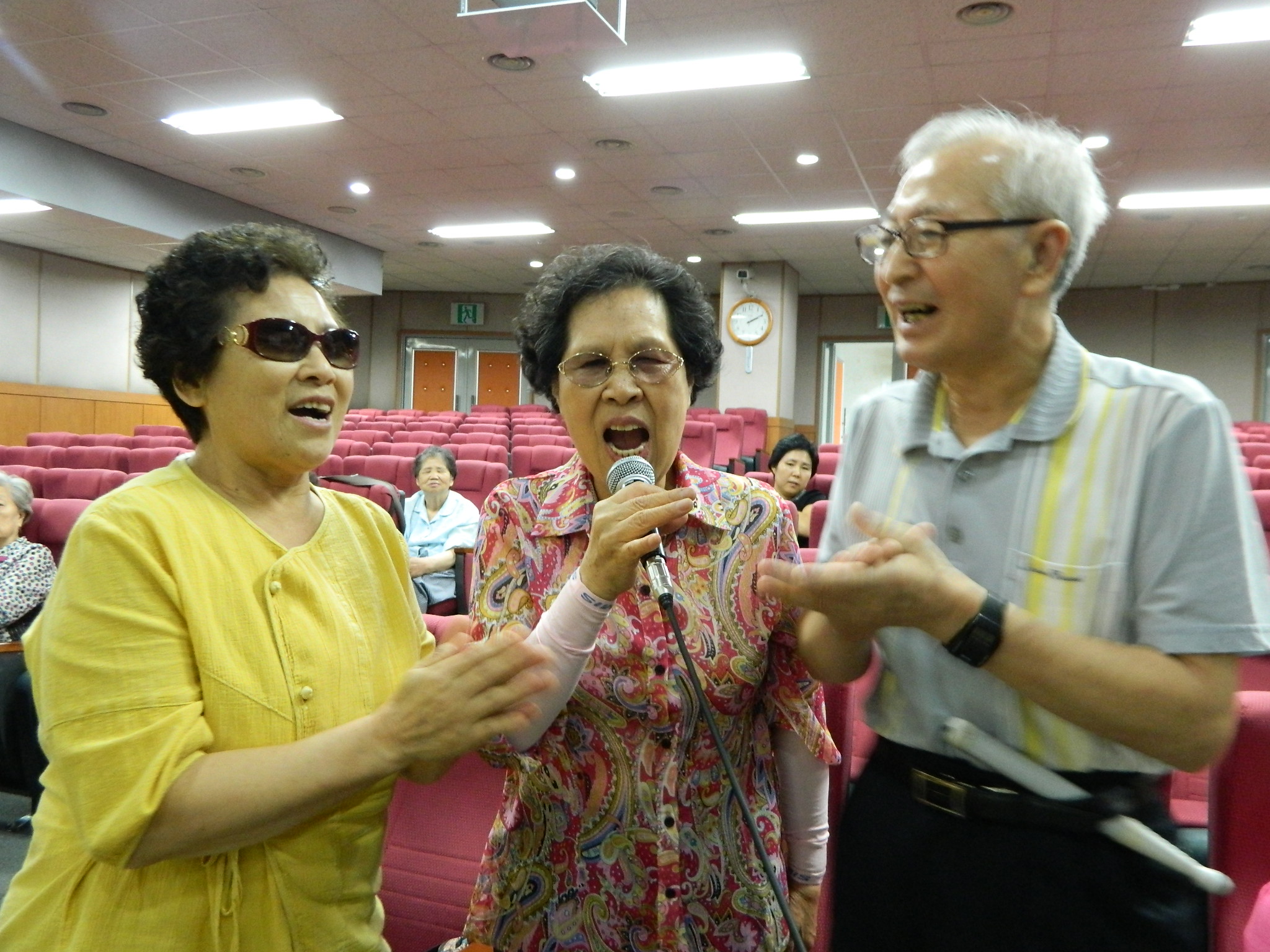 주간보호센터 10월 여가생활지원 프로그램 썸네일