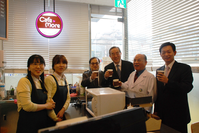 카페모아 4호점 