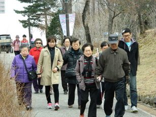 주간보호센터 건강걷기~! 썸네일