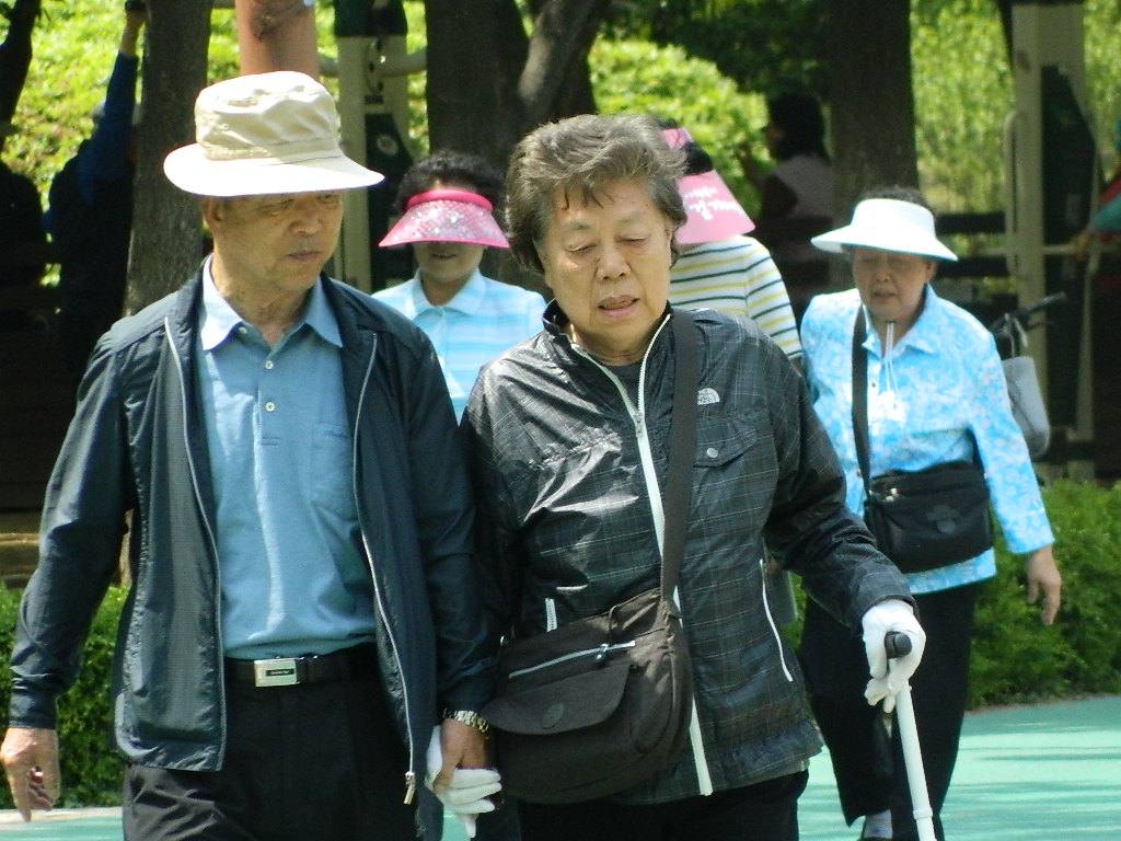 주간보호센터 건강걷기 썸네일