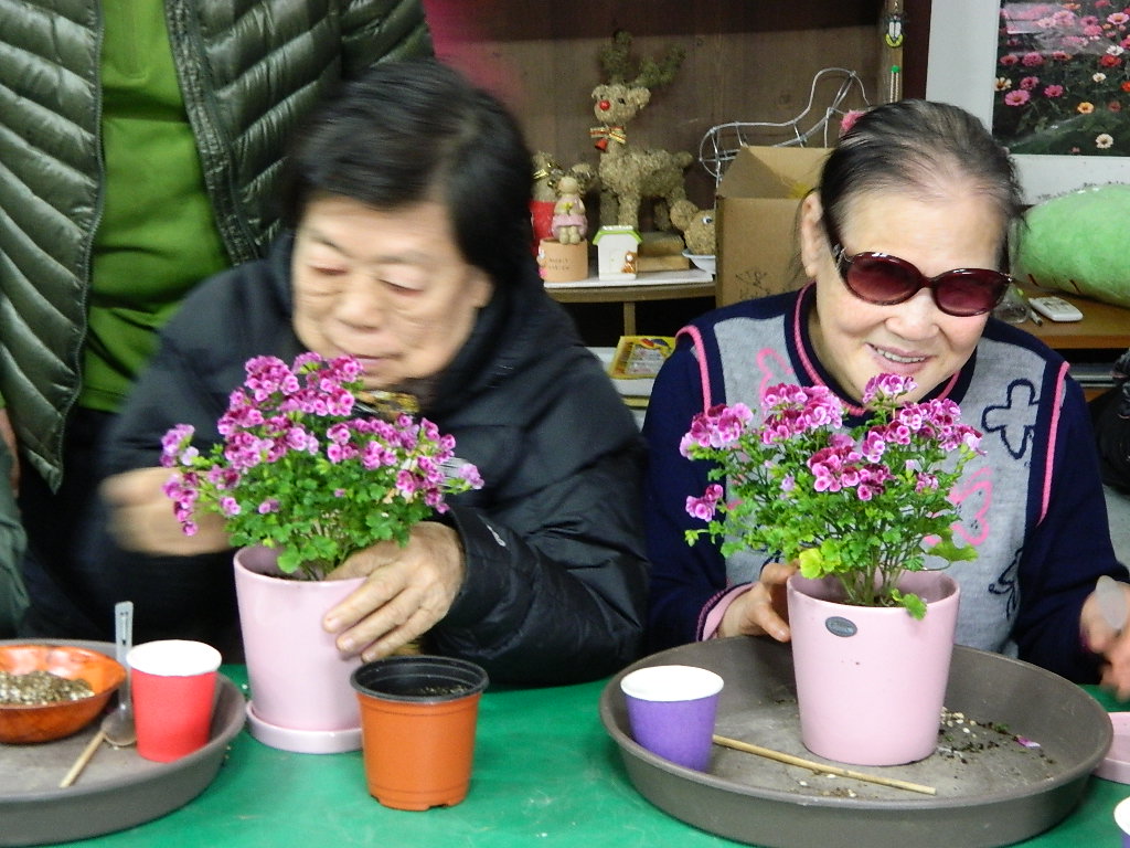 [주간보호]작물가꾸기 썸네일