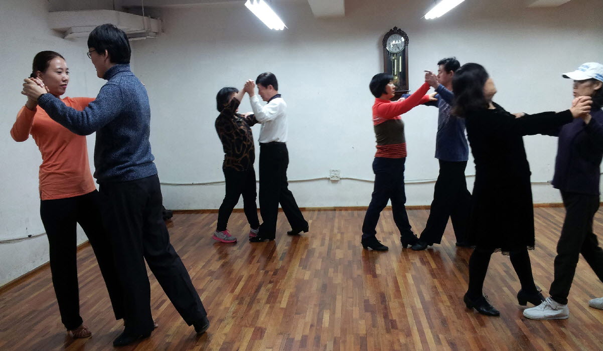 3월 생활체육교실 프로그램(댄스스포츠, 탭댄스, 골프, 등산, 텐덤바이크교실) 썸네일