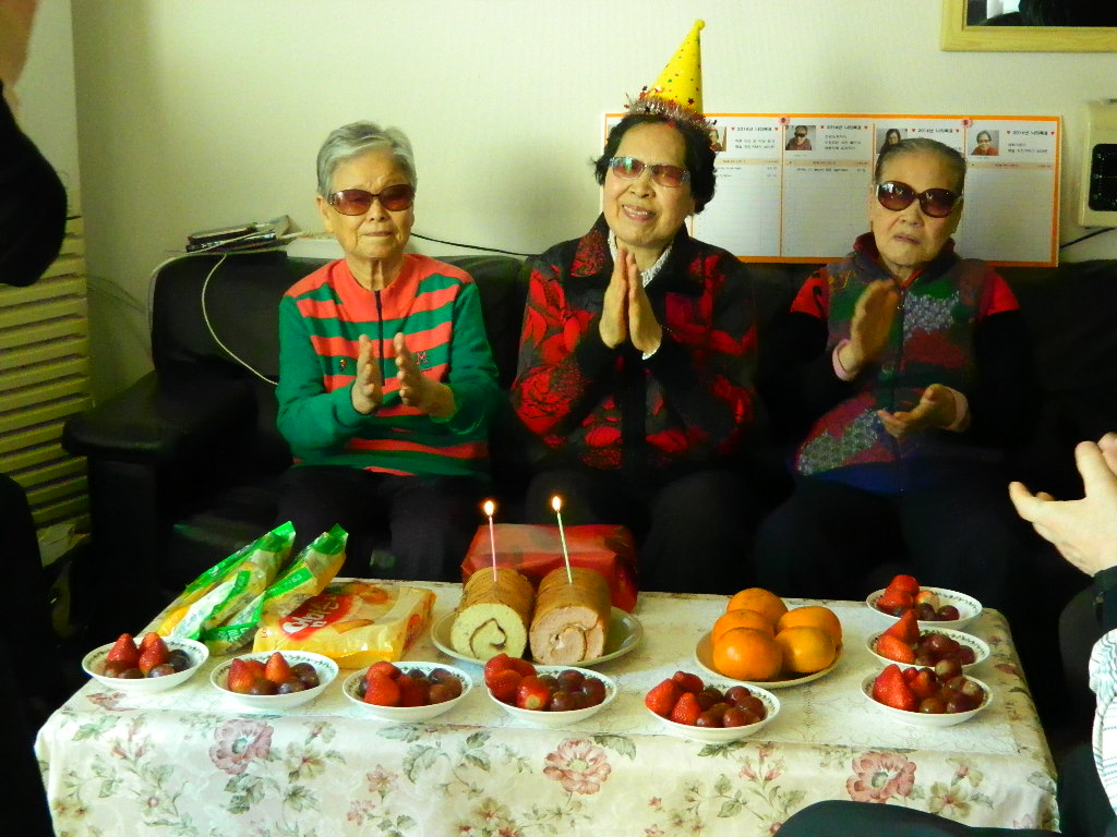 [주간보호]생신을 축하드립니다~ 썸네일