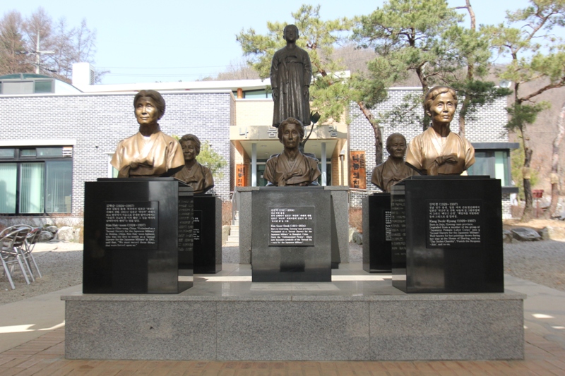 관현맹인전통예술단 위안부 할머니들을 위한 