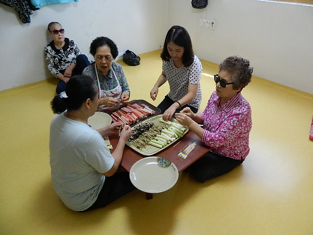 주간보호센터 명절행사 썸네일