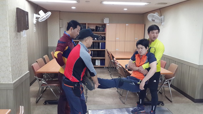 2015년 등산자원봉사자 산악안전교육 썸네일