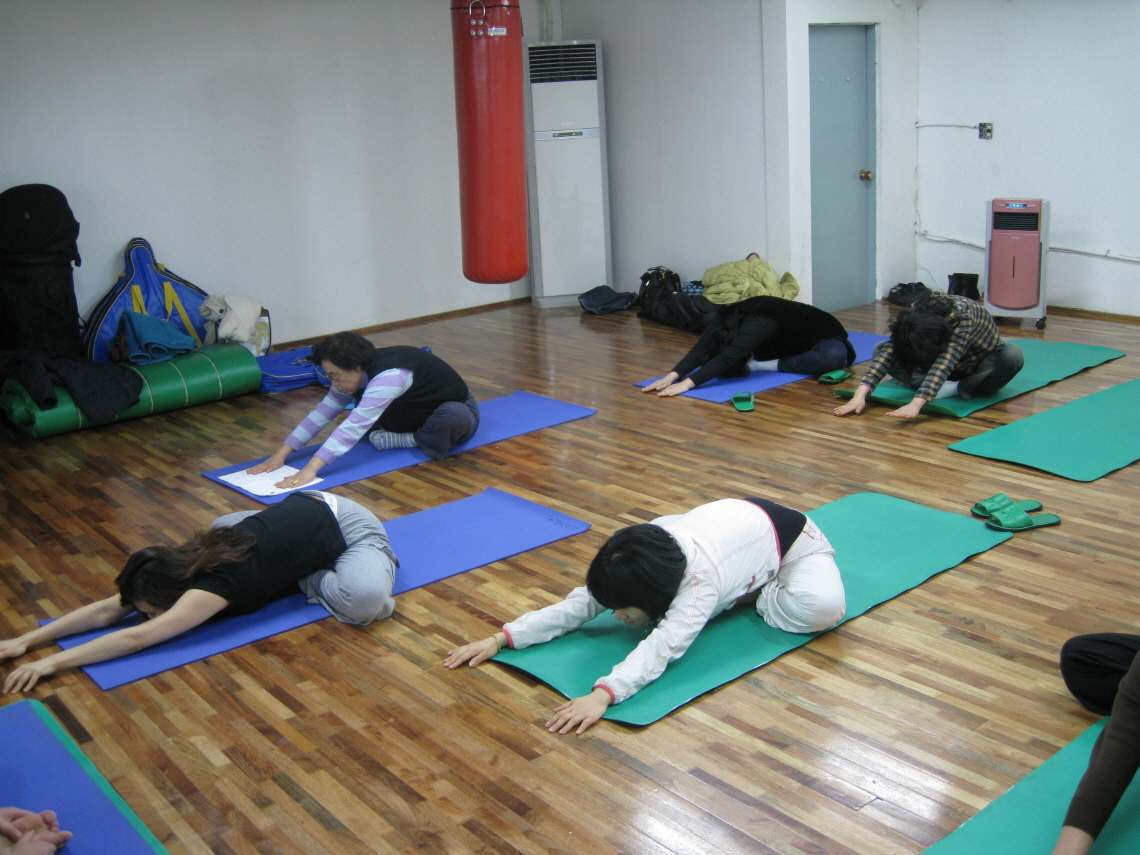 3월 레포츠교실(요가교실) 썸네일