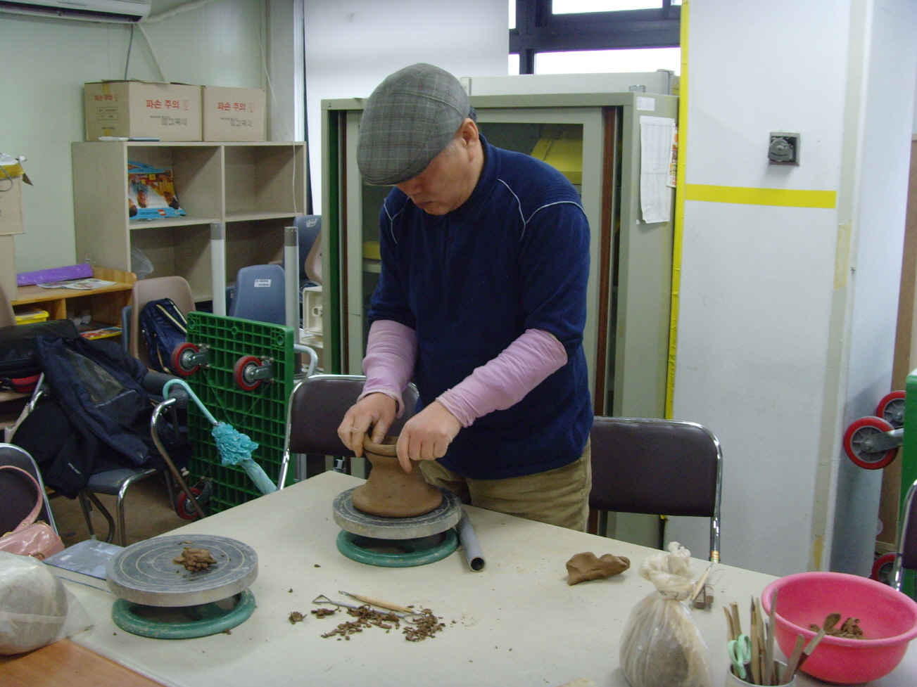 3월 여가활동(도자기공예교실) 썸네일