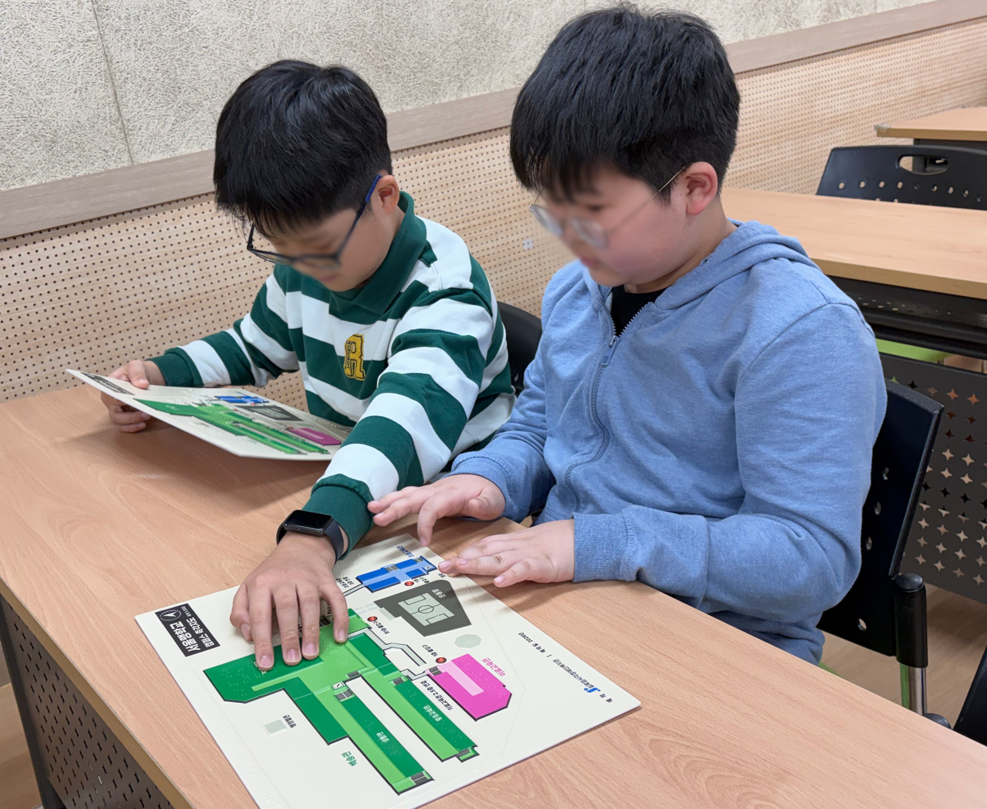  [촉각교재제작팀] 서울맹학교 종로캠퍼스 촉각지도 보급